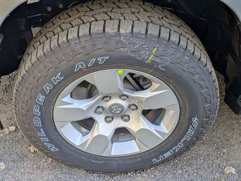 New 2026 RAM 1500 Big Horn image 9