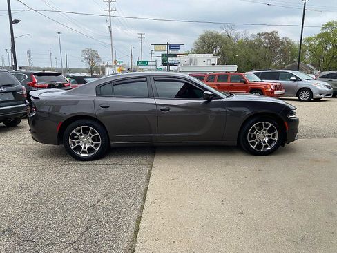 Used 2015 Dodge Charger SXT w/ AWD Plus Group image 5
