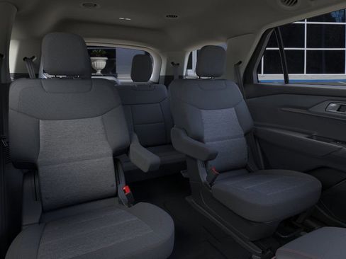 New 2026 Ford Explorer Active image 40