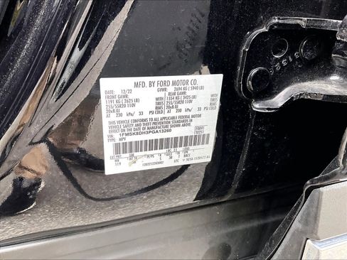 Used 2023 Ford Explorer XLT w/ Equipment Group 202A image 37