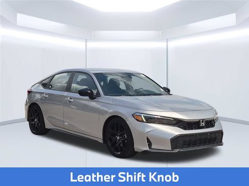 Used 2025 Honda Civic Sport image 9