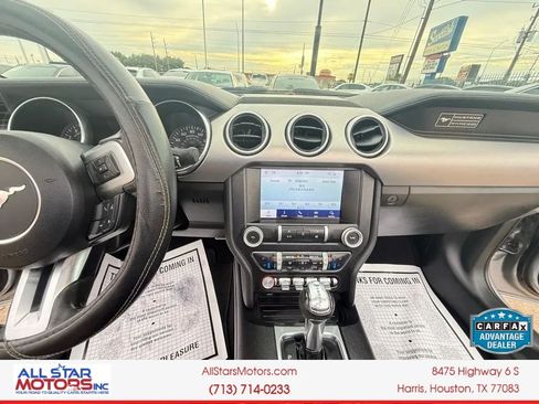 Used 2020 Ford Mustang Premium RWD image 23