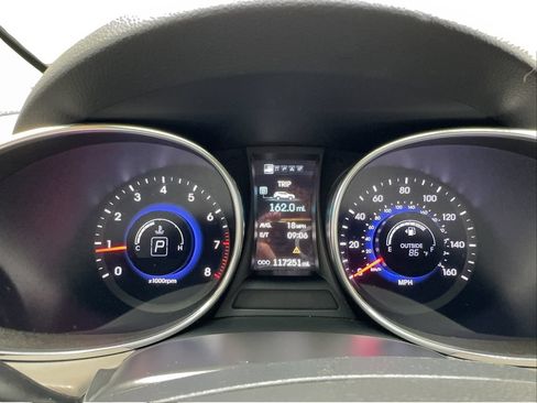 Used 2014 Hyundai Santa Fe Sport w/ Technology Package 04 FWD image 39