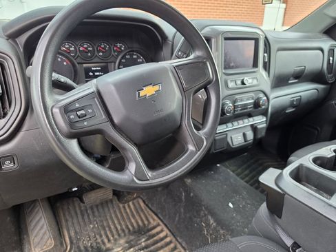 Used 2021 Chevrolet Silverado 1500 Custom AWD/4WD image 4