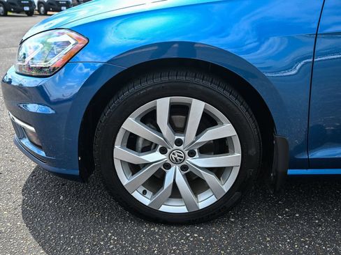 Used 2019 Volkswagen Golf SE FWD image 12