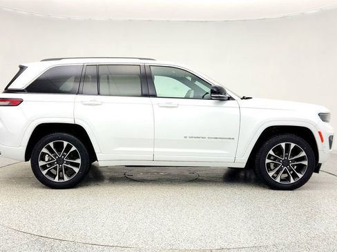 Used 2023 Jeep Grand Cherokee Overland w/ Adv Protech Group III image 4