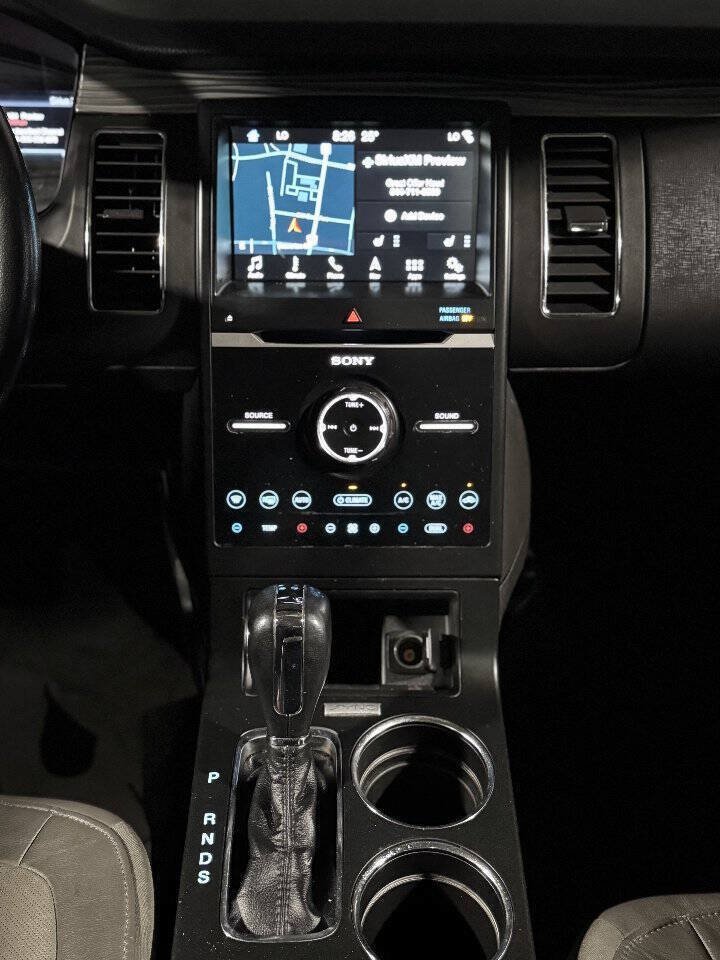Used 2019 Ford Flex Limited w/ Limited Appearance Package AWD/4WD image 12