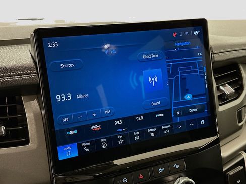 Used 2024 Ford Expedition XLT image 21