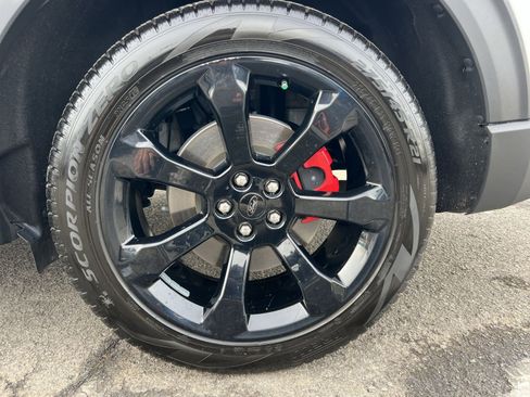 Used 2023 Ford Explorer ST w/ Equipment Group 401A image 12