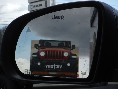 New 2026 Jeep Compass Latitude AWD/4WD image 30