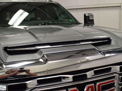 Used 2024 GMC Sierra 2500 Denali w/ Denali Reserve Package image 11