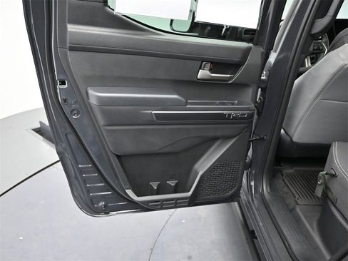 Used 2025 Toyota Tacoma TRD Off-Road w/ TRD Off Road Upgrade Package image 17