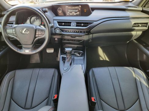 Used 2019 Lexus UX 200 F Sport image 21