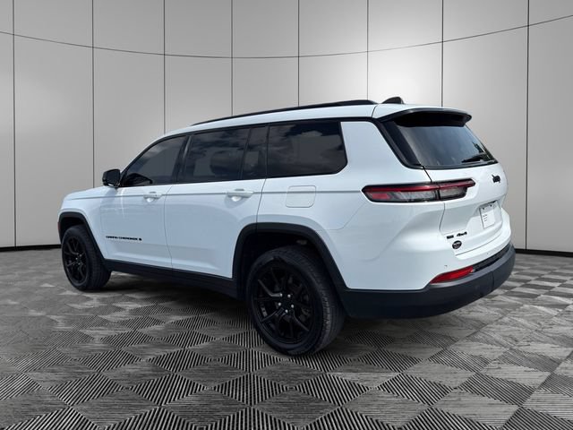 Used 2023 Jeep Grand Cherokee L Laredo AWD/4WD image 3