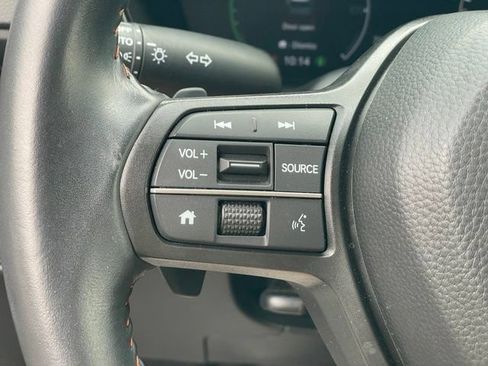 Used 2025 Honda CR-V Sport image 11