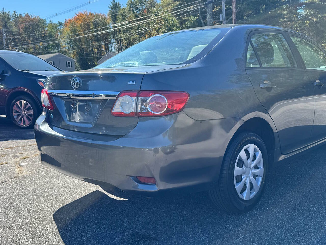 Used 2011 Toyota Corolla LE FWD image 6
