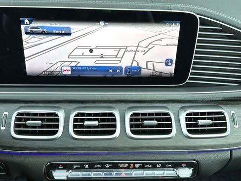 Certified 2025 Mercedes-Benz GLS 450 4MATIC image 19