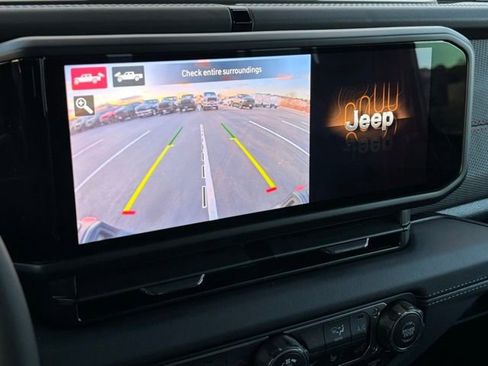 New 2026 Jeep Gladiator Rubicon AWD/4WD image 36