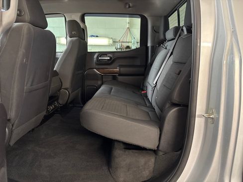 Used 2020 GMC Sierra 1500 SLE w/ SLE Value Package AWD/4WD image 28