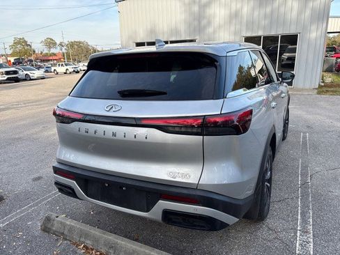 Used 2023 INFINITI QX60 Pure image 9