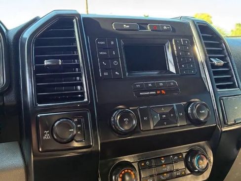 Used 2018 Ford F150 XL w/ XL Power Equipment Group AWD/4WD image 19