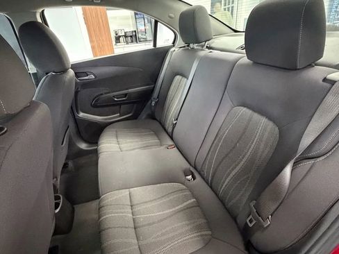 Used 2020 Chevrolet Sonic LT image 13