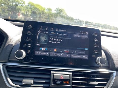 Used 2019 Honda Accord EX image 22