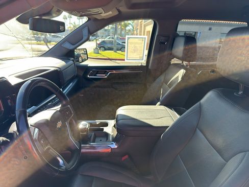 Used 2023 Chevrolet Silverado 1500 LTZ image 14