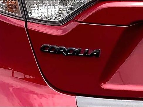 Used 2024 Toyota Corolla SE FWD image 31