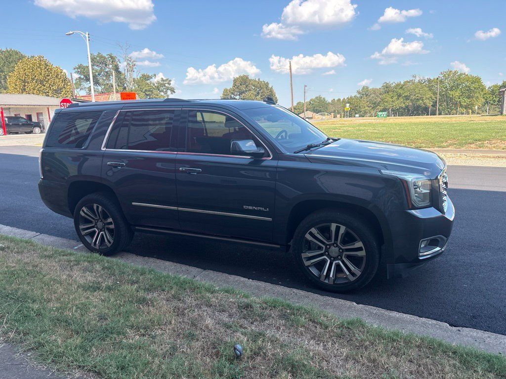 Used 2019 GMC Yukon Denali w/ Denali Ultimate Package RWD image 7