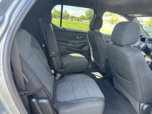 Certified 2023 Chevrolet Traverse LT FWD image 24