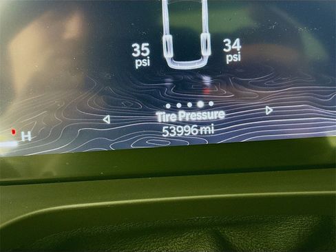 Used 2022 Jeep Grand Cherokee L Limited w/ Luxury Tech Group II image 18