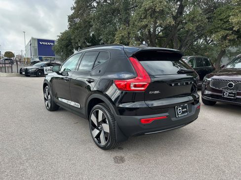 New 2026 Volvo EX40 Plus w/ Climate Package image 4