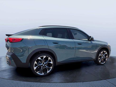 New 2026 BMW X2 xDrive28i w/ Convenience Package image 5
