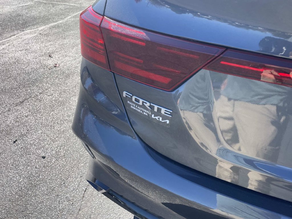 Used 2023 Kia Forte GT-Line FWD image 5