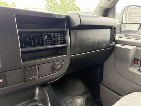 Used 2016 Chevrolet Express 3500 LT w/ LT Preferred Equipment Group RWD image 27