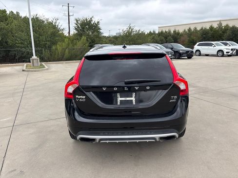 Used 2017 Volvo V60 T5 Cross Country w/ Convenience Package AWD/4WD image 6