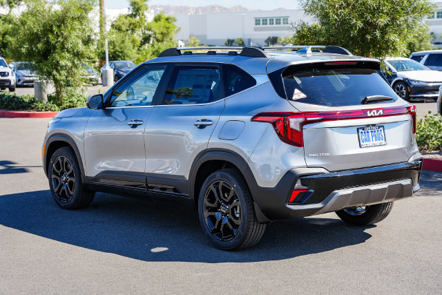 Used 2025 Kia Seltos X-Line AWD/4WD image 5
