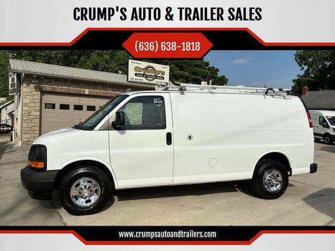 Used 2017 Chevrolet Express 2500 RWD image 1