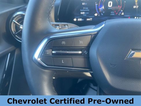 Certified 2025 Chevrolet Equinox LT w/ Convenience Package II image 29
