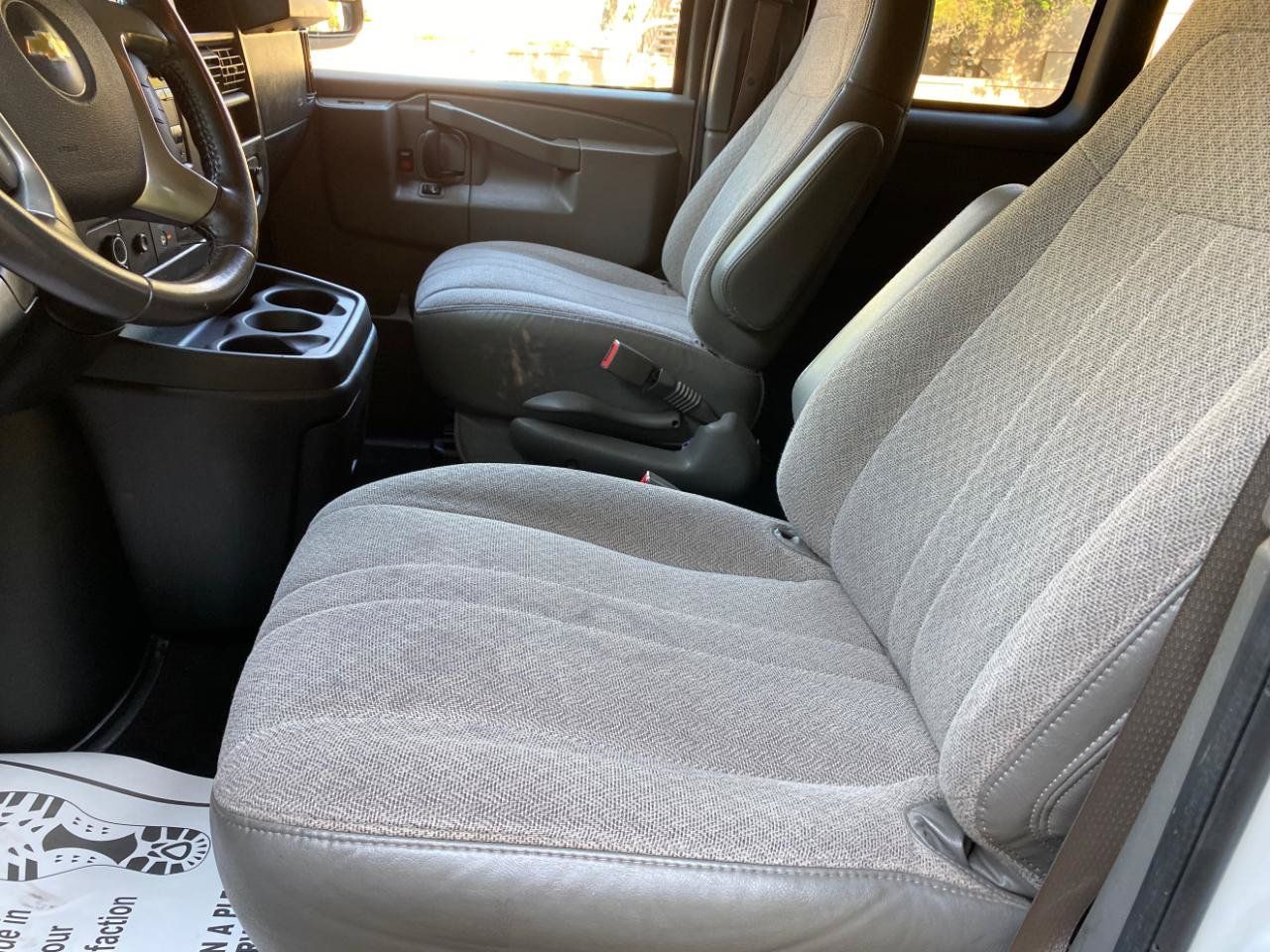 Used 2019 Chevrolet Express 3500 LT w/ LT Preferred Equipment Group RWD image 26