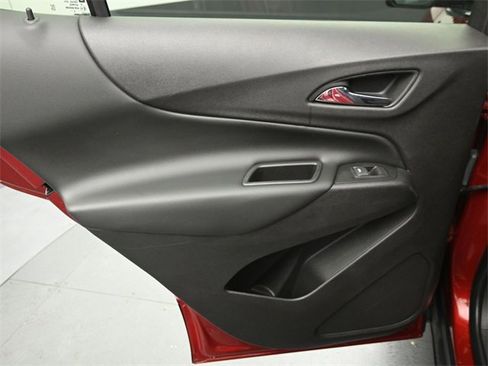 Used 2019 Chevrolet Equinox LT image 24