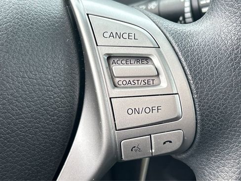 Used 2016 Nissan Rogue S w/ Appearance Package image 33