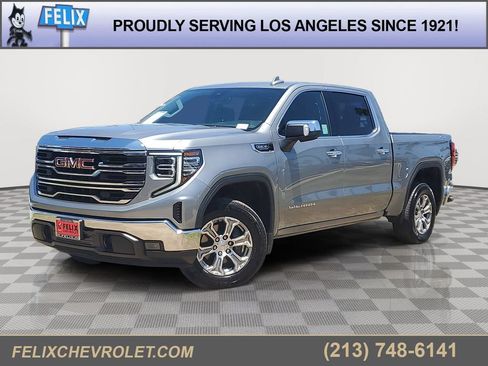 Used 2025 GMC Sierra 1500 SLT AWD/4WD image 1