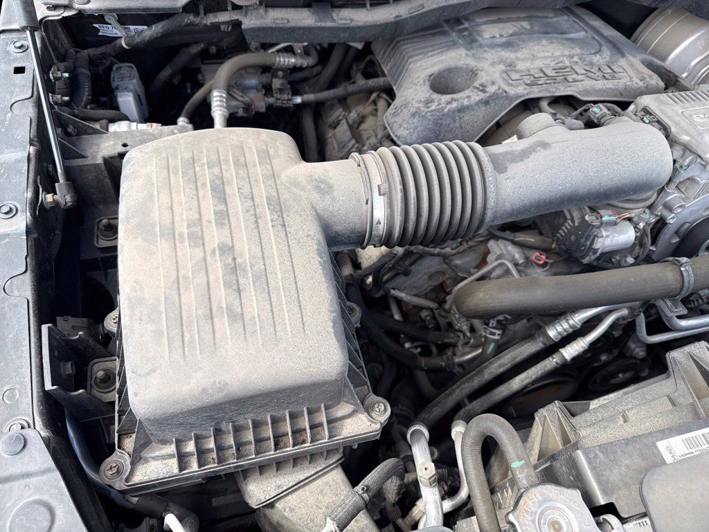 Used 2023 RAM 1500 Laramie AWD/4WD image 29