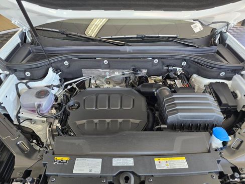 New 2026 Volkswagen Atlas SEL AWD/4WD image 11