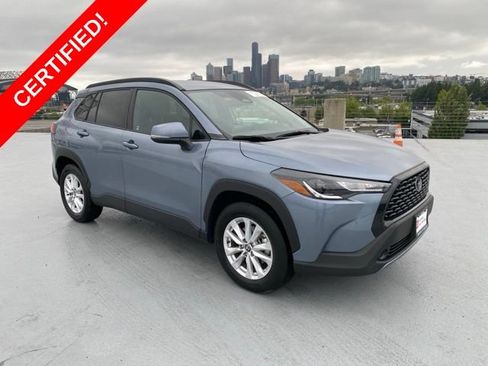 Certified 2024 Toyota Corolla Cross LE AWD/4WD image 1