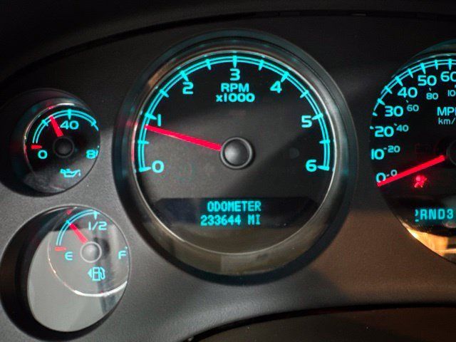 Used 2007 GMC Yukon SLT w/ SLT Preferred Equipment Group AWD/4WD image 33