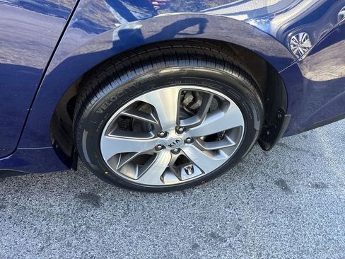 Used 2019 Kia Optima S w/ S Panoramic Sunroof Package image 21