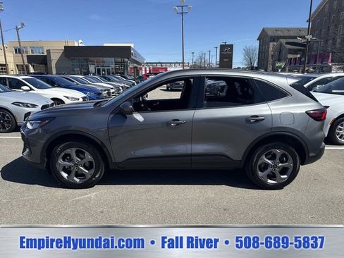 Used 2025 Ford Escape ST-Line Select AWD/4WD image 10